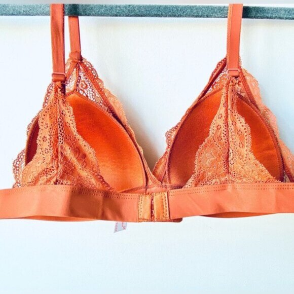 🔆 Host Pick - Joe Fresh Intimates Lace Overlay Bra in size Small NWOT - Picture 12 of 16